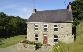 Troedyrhiw Bed & Breakfast